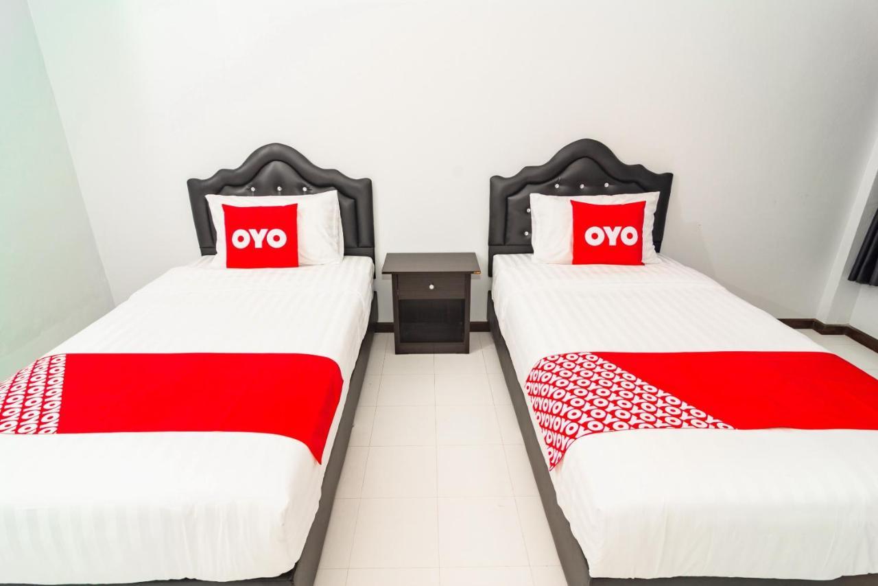 Oyo 533 Runya Poolvilla Pracsuap Khirikhan Kültér fotó